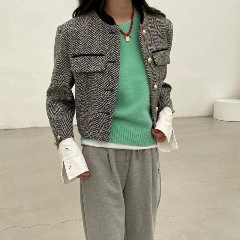Camille - Veste Cropped à Carreaux Élégante