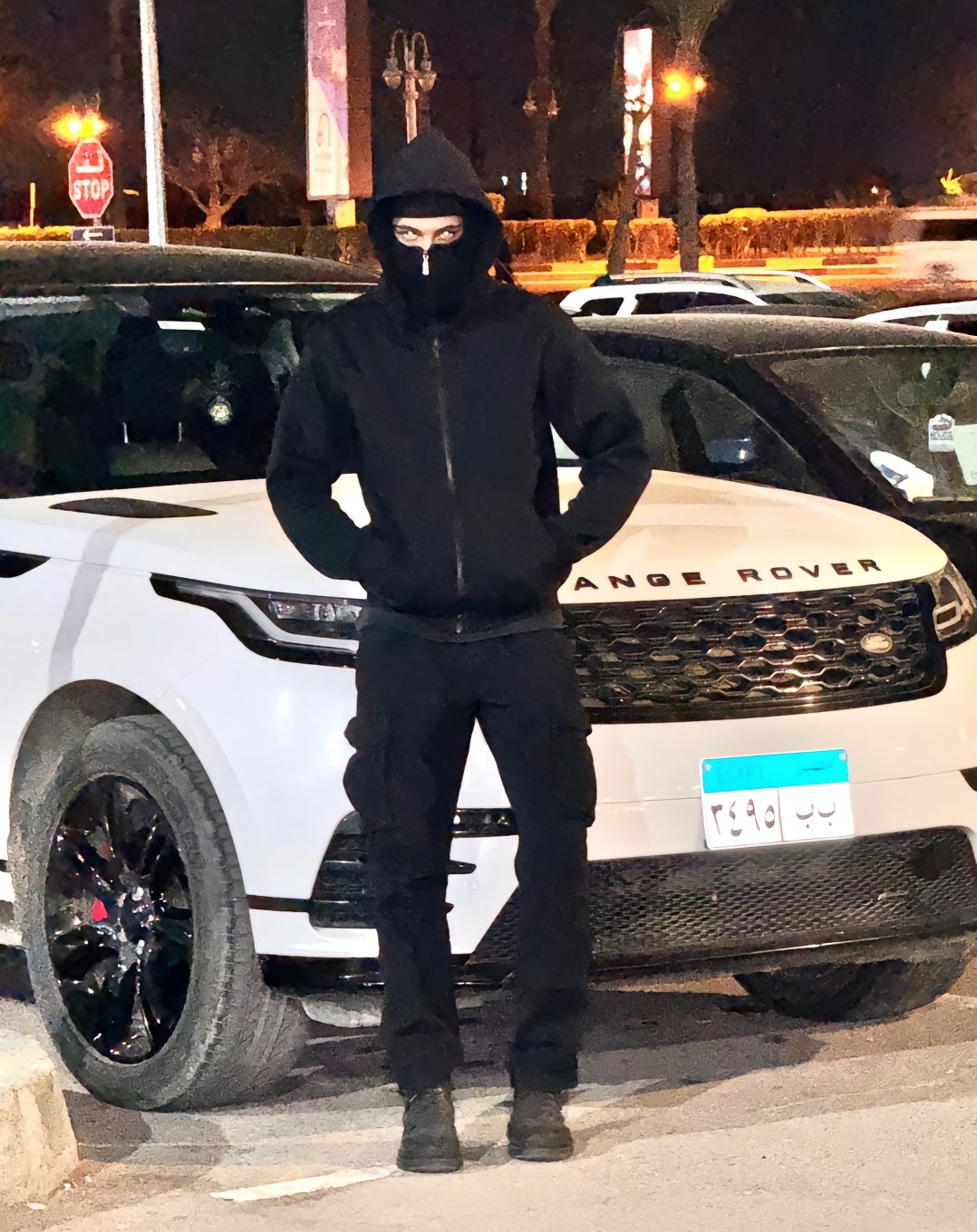 Camille - Sweat à Capuche avec Balaclava