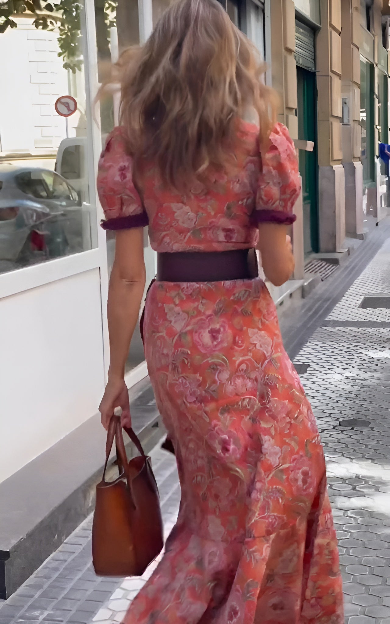 Robe Maxi Rose Élégante à Manches Courtes