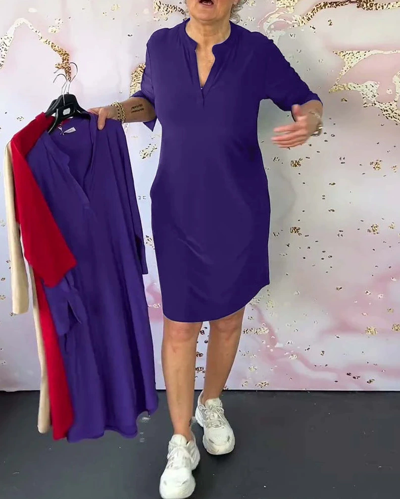 Hanneke™ | Robe unie à col en V